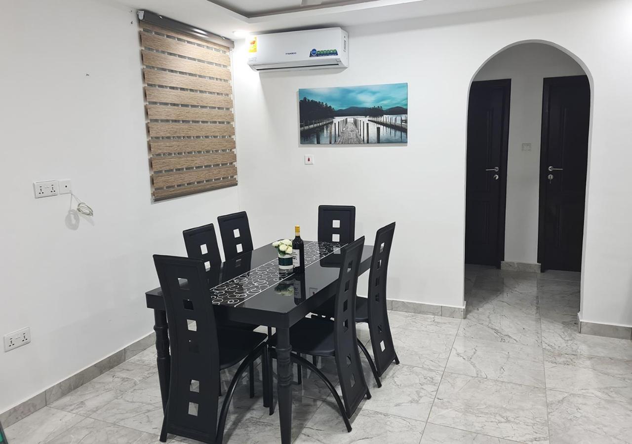 Apartamento Douglas Court Acra Exterior foto