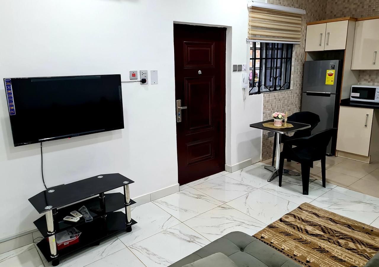 Apartamento Douglas Court Acra Exterior foto